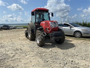 Трактор McCormick F120-CAB