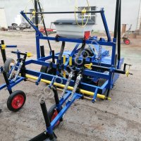 Гребнеобразователь шнековый с пленкоукладчиком и и капельной ленты.