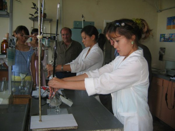 Необычный подарок для ОАО Молоко от юного исследователя