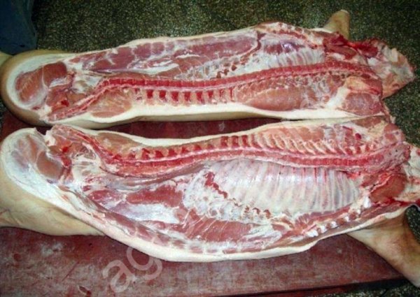 Свинина охлажденная первой категории