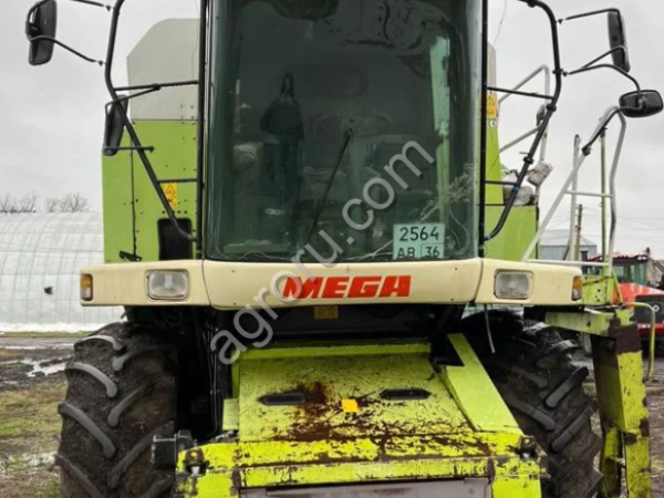 Комбайн Claas Dominator mega 204
