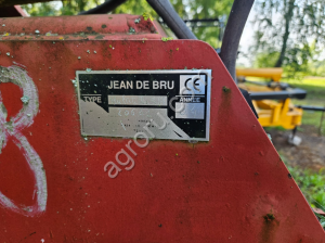 Предпосевной культиватор Jean De Bru Multitiller