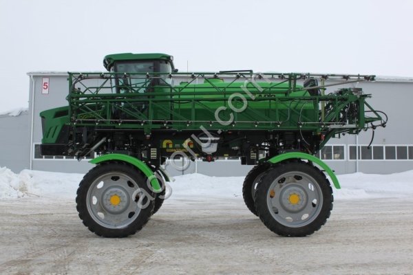 Опрыскиватель самоходный Барс ОС-4000М