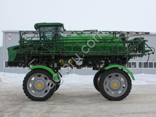 Опрыскиватель самоходный Барс ОС-4000М