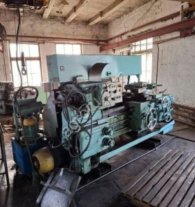 1Е365Б токарно револьверный станок