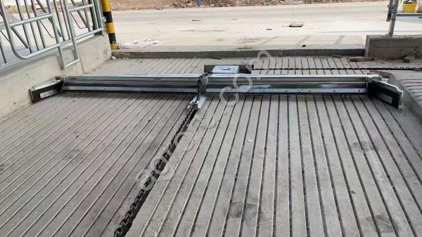 Скрепер цепной навозоуборочный для ферм КРС