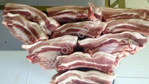 Грудинка свиная без кости на шкуре ОПТ