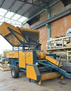 Прицепной комбайн  3-х рядный для сбора арахиса BAGDATLI BM FTM 1300