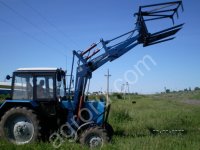 Погрузчик фронтальный ПКУ 0, 8 КУН 10