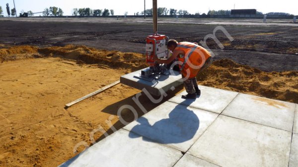 Бетонные плиты для молочного животноводства и растениеводства