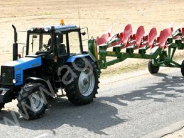 Плуг полунавесной оборотный ППО-7-40К