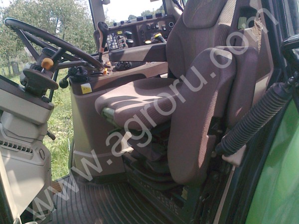 трактор John Deere 6920 2005г