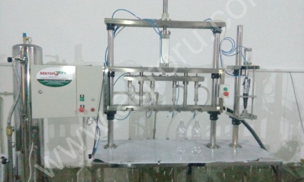 Моноблок розлива воды газ/негаз от 0,5 до 5,0 л.