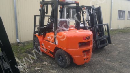 Вилочный погрузчик VMAX CPCD 30