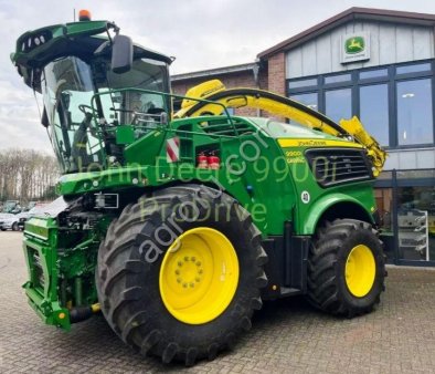Кормоуборочного комбайна John Deere 9900i ProDrive 40 км/ч (2025)