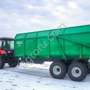 Полуприцеп тракторный самосвальный ТСП-12 (щеповоз)
