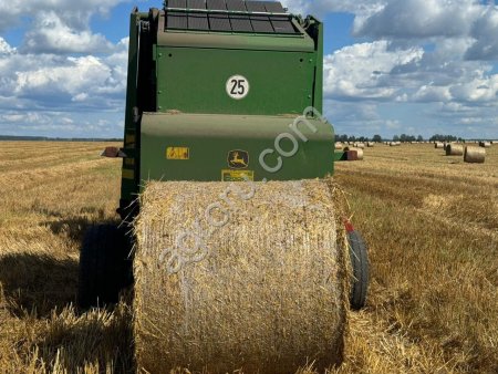 Сено, солома в тюках и рулонах