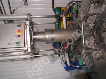 Линия по мойке кег и розливу в кеги.