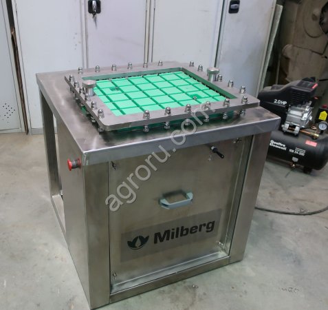 Установка струнной резки монолита сливочного масла УСР-11 (сыров, тортов)