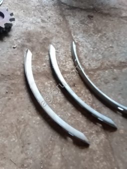 Стальное полукольцо Case New Holland