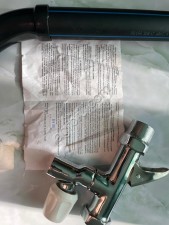 Кран смывной КРС-20-04 с​ кнопкой и ПВХ трубкой.