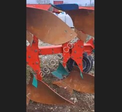 Оборотный навесной плуг agro masz PO5