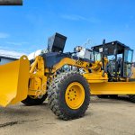 Автогрейдер SEM 922F (полный привод)