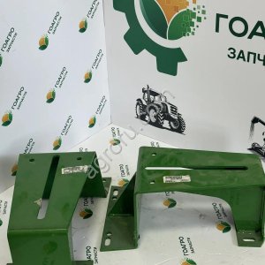 Кронштейн AXE16618 John Deere (оригинал)