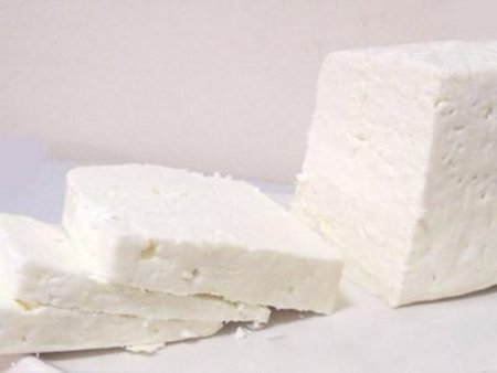 На запорожской ферме незаконно изготовляли брынзу