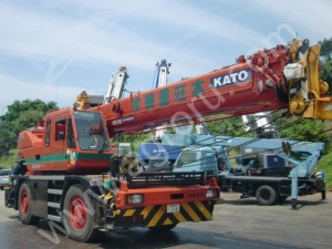 Kato KR25H-V7