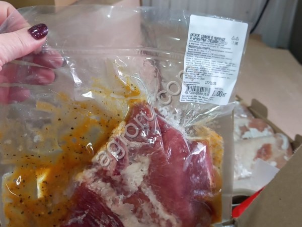 Окорок в маринаде и ароматных специях, зам