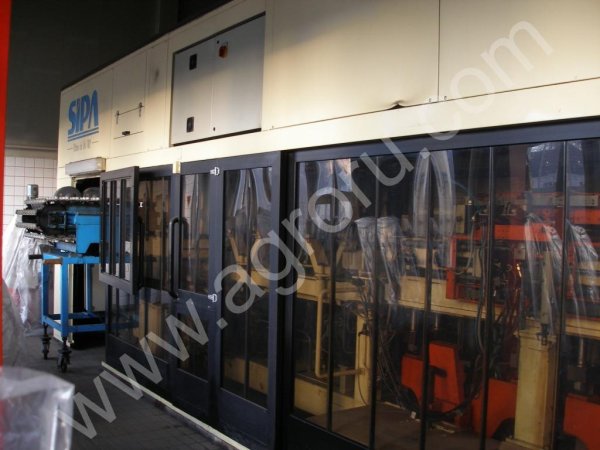 Угроза птичьего гриппа не снижает спрос на липецких бройлеров