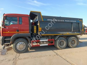 Самосвал SITRAK C7H