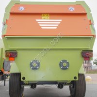 Измельчитель-раздатчик кормов МИРК-130