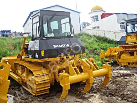 Бульдозер shantui SD-13 с рыхлителем