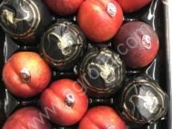 нектарин,фрукты