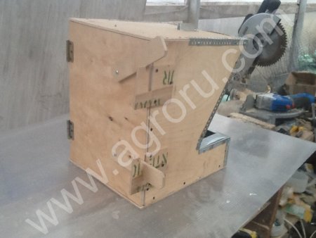 Поилка для кроликов на 14л.