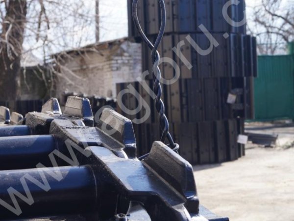 Гусеницы бульдозера ДЭТ-250М2, Т-330, ТТ-35.01; Т-500, Т-170; Б10; Т-130.