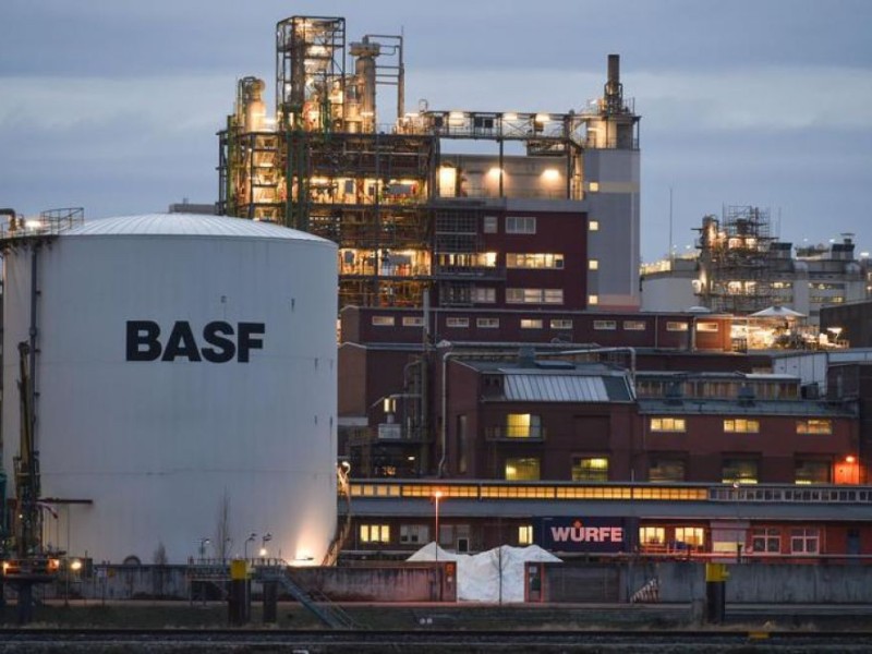 «БАСФ» начал продажи смеси органических кислот