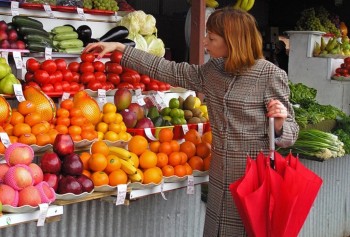 Овощи и картофель в Украине упорно продолжают дешеветь