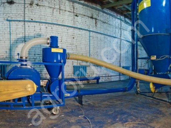 Пневматический транспортер зерна