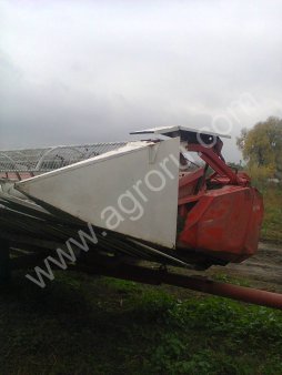 Жатка зерновая 6,15 м на Massey Ferguson 38, 40