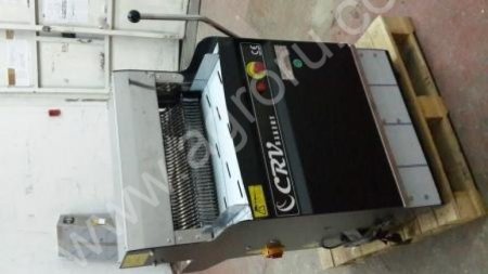 Хлеборезательная машина EDM-006