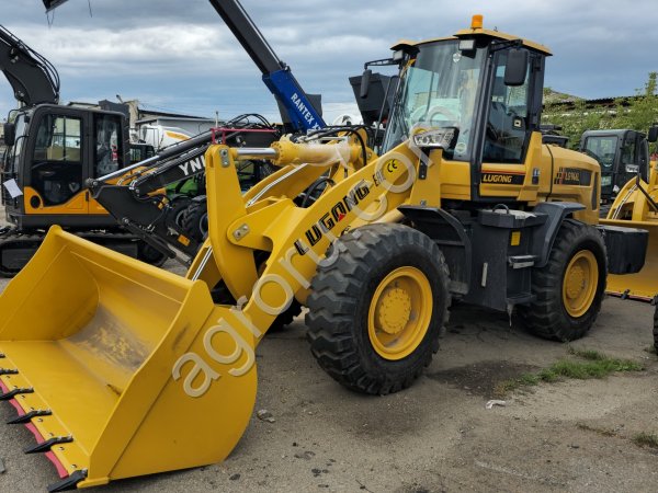 Фронтальный погрузчик Lugong LG946L