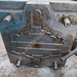 Аппарат для литья вешалок