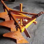 Плуг 3-х корпусный на Т-25