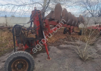 Плуг 8 корпусов