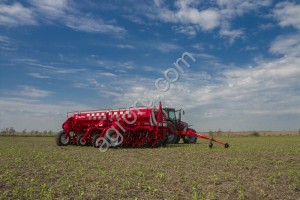 Сеялка NO-TILL (НОУТИЛ) универсальная CRUCCIANELLI NUEVA PIONERA 2726