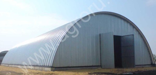 Безкаркасный быстровозводимый арочный ангар