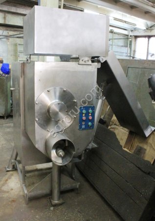 Блокорезка роторная RISCO P501 с загружателем блоков и со сбором отработанного сырья в тележку-чан